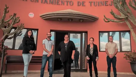 img/a/AVvXsEi4BZW-v19soCC1gTfHijjZ5dkETmAllaAzkpOFfdAmCHVrCAPWG6nSfbkcg_NDBnuZZQ165JaxQPOQ1qkbZ_6jNc1M2voGgNB1Qgie737CK7Ug6aGowzxxjBfjHM7oe3c-DfqwhPtp3VGtuuZqqlyFGsgZJGcosquYYIUsvKohhjdxFrcLUxOldeiHzw=w640-h458