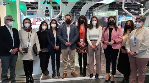 img/a/AVvXsEhwezwEjx8OsuEJPEm_2scVaT40JRmC-xJyyWsFAmOG00cMsGQwi3alhYZsZ6qVOxH3pIiQyO6Yw0xBzetVNq4Jiok-Hy185f2AYD3ByedHVu_3l59JryjKYgEGIvQK-6eQFThP9lY7Q3pKVyCUhh4pSVU-5qOC7UppVvQx4HL0si1PmMKxtwI7WVsbYA=w640-h480