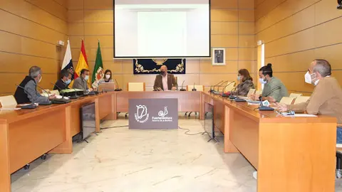 img/a/AVvXsEj99W0z73ltNlIbxd_gLq9oNIn5T4SYr0caij7Htid2PCvFK873QI6ny_YlEcjfJy8DQNQjXd9FpZVWibaTHvG2MaT5HSnhNab7mGC84EMFMyDJi1W0EW4pWxEXHsKS8EefYnjqiaUdfhMDuLcvKrshYQaPjH_1l6i1l0TeTMuXW5oNuagWc488JsQV7Q=w640-h426