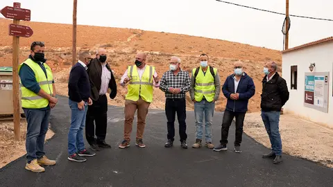 img/a/AVvXsEiMsel_dgqzPvPzYYgqBOCX7PlD_jDB00Jg_COiCXQrPMWpwwJxM3L2pe0pg_1Hnnwg6ZXS1zzBwgEEBkyRwpeil0X9z6VQl_C4fu2CF3FwzS46w7Ky7iPu7UsNmKE8htr8ZfSwl-wZj9BjPW__7sRUXd5CtDR8qQGn-IYdXJlR9P5Fx5T1zZ_7b2pOVQ=w640-h426