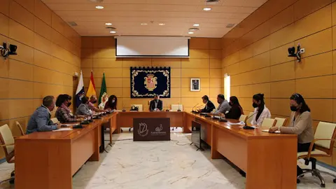 img/a/AVvXsEj2zRSiSKaXhcFKnMbMEEexT804wPaMcYGhyPHK_clCf8xZpGwR-5i3N-Z-2A02HBRZ7IEG_ZlUTBhBWYWyLX11adIk5QCx1to7fmDtimYoq8VLrdoh_wzFXhi2mInDZ4aWY7iLu_hmMSWD-m5XzIRBoZdpq_MXum_3ZFUBGAtHnghrC7fXShOdVNSuUQ=w640-h426