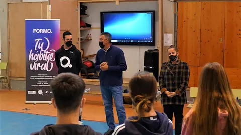 img/a/AVvXsEgB-vas_chhks8Tzi4jbaS1Vj0GC9Pi8FcDlBIrj0LkbNur-YCquYEh_NnS_SxIUFp7-HS3e8J7_xOnirEjyPFSJDb7pcUEKS3zTX-MSIyFRmXlvxeWnGUkWYuO7zRz23Qy30XurlXlfggDGRbhay_UQ1FnAgBVpgj3ob___t3xbbBPeIh3nDwe3jKIcQ=w640-h478