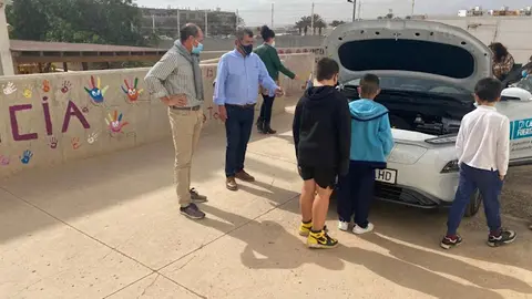 img/a/AVvXsEjJiDC5GRpaL0KaBeH2TktQcLtt0f8IL8PRtITATBwPyq8vzIgK4MIZbKaphT0a-bf6OyemRbZ6llv8-_dG1evGBizmY01vj6UWsGj_T-vMhMa_RvLdlv4CKHKpQG28FyszVhEz73E7XDv2hkQXt7PH1Ybbru6vx-RjVhwAWdZsO8X0uPbTVlwxgaoUNg=w640-h480