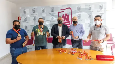 img/a/AVvXsEggHvyPimf37KFDuO0PKmi5fxIQK2fszs_yD8e_Fw0rjVTM1hWmZuJsLgi1PcQm4pijB5cE9cjQJMZCQVToWx2dBkXWTwZgYeGNYZwONHIUOGtA7srP62vMuCTBbdkB_l2086xk4HmDw7CGV3nhQ0S-5tkNKSfKWisIMBtZ6yRendPwz3HzAjjEDWIoBQ=w640-h426