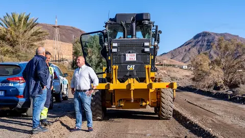 img/a/AVvXsEhZ0K9uKx3aQAj87gn7yGSbOO-GRX47-i2nS35s8MyxE_1LUhjTHy96hU2335EKZCxtYzNq25p7XR6hay084OYyNx3fSx1w1TGImMo5sPXlb-WNE2c20-a1XCSGjwgvHcSY1Rsil_cyhZDd5h3y8q1SEuY4Zl1HToUpq7i43e8KxMCp9MxdMH30ER_ZEg=w640-h426