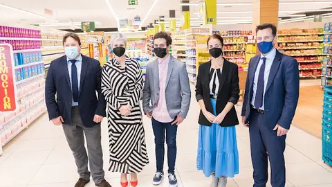 img/a/AVvXsEj3KxNHwTOc4iI769qW1vVbiWzaKmvAZ7BYtr6faS80dXcs4BqZ5-7o9FLgxzFiLkn1i_pKWutEVZJXqtwVewqdJBmv90Y-LYo4surqWkl3plSytKGjuW_IhXTjdv9p23BHnubxss_fPADUcMbvqKpz9QnuvJMcXyq9_njwy9X0JfVpJYLFcNrXbt7X1g=w640-h426