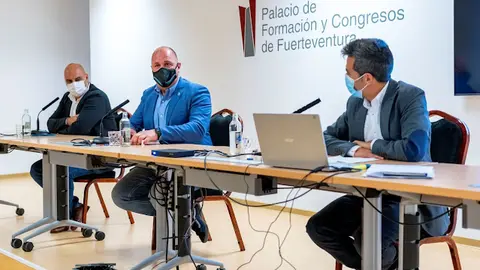 img/a/AVvXsEhTkAyqhIT7SSDSPLnIEcYxu13KRJGkqssKbD0IrezoQF0EQUel_z5P_WCc-aBb_55hN3aqNeS14Kxl6QcEJ_jQPVXgWdWSnnM1AfqOjmz46tuFHAWH1tbhK_qLIZiENf5_alPXEb524cJyNuGe6khMQrjbetfMDkp0yoB5MgRsBt5QIMdBqZbFEk00Nw=w640-h426