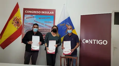 img/a/AVvXsEj99xW-cVeeJoQeu8P5-q0sJo_hi5ncAjVBIA9GCJKCSjK7JkMzRLmJfBGxRTTOgEr-c9tRlYenEMB_aOTUQ6HyAZfZqRdPXiTL_PoObrisAzVEJ7av-QL8lGUmXlc9tEanPooRVuM_gcJDXpMYLvtvE3XVykvLVLWrPTTKyBmNbkZYnbg3EHWJIiXRAQ=w640-h480