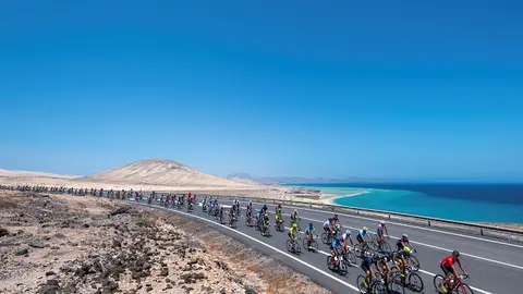 img/a/AVvXsEj884is8DXcEgJ_6inDAYSBofq4y75gPjCFP_cC15QBAvD3YwXYB-AxR8a8z4NQiryjNcpRrHREiOhZaeiykI4HHTNQw4O4Ln92xIvdM4Zli2XQOKH7LAwL-56Vf0TF-HyKzoGCLXDhWZUkAGxTPXr7mrn9zWW-QMHWFeeWu3tBdgL8wTl4aW2wcdn7bw=w640-h426