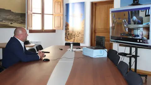 img/a/AVvXsEiic5kTTmdBm1penCM8ikSNV-fJ9ePkWAEj7AbNHTyBh7g7rcfaRBE4qkwF4kaUfLZ3ga6OxRGFf17FF7167nHNNqC1-_ZMG_o4tOkSEbT8ZYwN91aNofs-gopCAuP-JmE2Rt34PA3v2yFjzXum0Upf9fqjViPYgGoGzcY_HtoYvczv0UW2dqcvs_JXsg=w640-h426