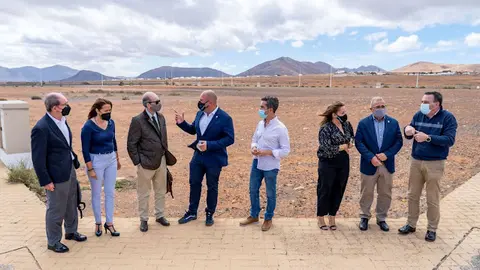 img/a/AVvXsEhJT9roWAER4Zh2HmrV8CZJp4OqpztCRQsLcRunFbV_vYTlBWY78-XXqQ8r7I-KNGLM5h32yopDPkhLMyNKuI_ZOlMTwW8VHbOO-3rcp7rZGGUy1G0_rC3Wp_Hh1Y-zAks1logDuJxKgoE9wZYJE4zlouKlTSUID87pCnkafxXH96zxegQ6toziHZC_CQ=w640-h426