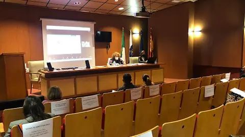 img/a/AVvXsEgUYYVPDZSVzA7gf_Fxhs5zrCNpSps4Na7CbnX9hDg0VJ6YOW2NvtDcOa6pxIxDnwUS9-nHe5E4M42Fxvjel6F_5az83KVU822vg1KIXnh81EY2WvutNfc_Mf-V-XcN3dpef_Iq9yFBQ32TYBZTQEVFBpoB2VqGaplV5zmASzIq_TX6yIbNT1UbOYkUhQ=w640-h480