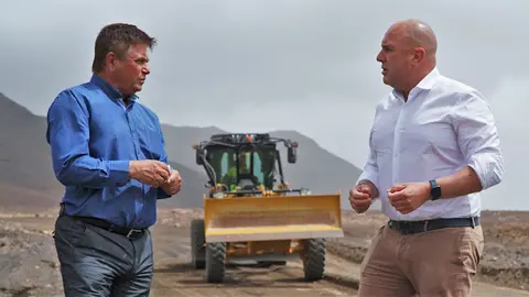 img/a/AVvXsEjUpS7VP-3HvdZtsJeemushPvFafCQlm3wmj3DPwngOAY9_1jcu4ReD5l1Z7BhgGi8J0SqOAovxZdnxfPAheiEmvXXpgHbOHOetM0Ehb_SawyDB8_4unhiC66nX2ESnl-lrprpI3IBulNj8pSPrZzG_Hxj-CQStRKWVk5z7Q1r7Uit38Rwp4iHbfQGnjg=w640-h346