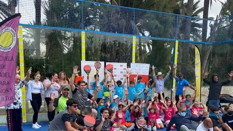 img/a/AVvXsEj6eJu2uxgVGCu5yXgU9v5u2kFT3_nBHflOnMx74z1PKKiDJXuXf7JR12g154lf1IZ1p3oquhpwYMfeU_vKEz6PpIxNybh2PJs-BUFKIU0ReSRlSqJ6dfkmkIs0N0j8h4Ht3bnGm0i_y_PO-iI-k_38Ka-Wx0IsFBSkN23Zb-8MTheuAvip3REa3bM5xg=w640-h590