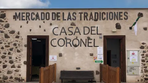img/b/R29vZ2xl/AVvXsEh1NKtngM-yaOcc1n9-PtbxqQe6XU9S0ustVJIe9ekp5V5BfZ2kRZz5CyrGYjlJp0zADvpaE8ES3g-viZZ96lk9Pg9a-TH3yCED4vaW24_Glm36tKqIaz1wMfJtXQ3tvfLi9AEcMQLi7wdkcTO8HNi75L6MN2HEbs9oyTTC7YDYnueezjPvVlq63AIIwQ/w640-h536/Mercado_de_la_Tradiciones-Casa_del_Coronel.jpg
