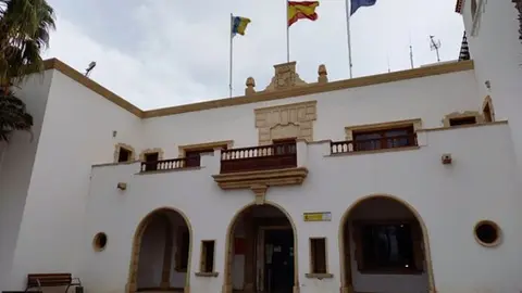 img/b/R29vZ2xl/AVvXsEgro623_tuRGwsogiAVuBk9IJqRyGpUJjsgztgJXXwe5F-1VTo9jeNUc9bPNC6AVcVBUrW2jiWutOJa7fdI2afJjS8-cAJVK9DSteL3vErJ9w4s7vZuQMn2J8ZbwaPJvnGCdjASXcBRtvv50f-yZIuEe_kGBzKXkg4BP1CwNkB8E03akWGZ8Gn3O07WOg/w640-h480/Direcci__n_Insular_de_la_admibistraci__,_general_Estado_en_Fuerteventura.jpg